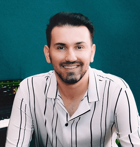 Doğan Cem portresi