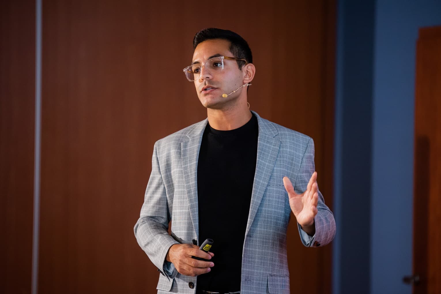 A strategic guide for Amazon sellers in the complexity of e-commerce