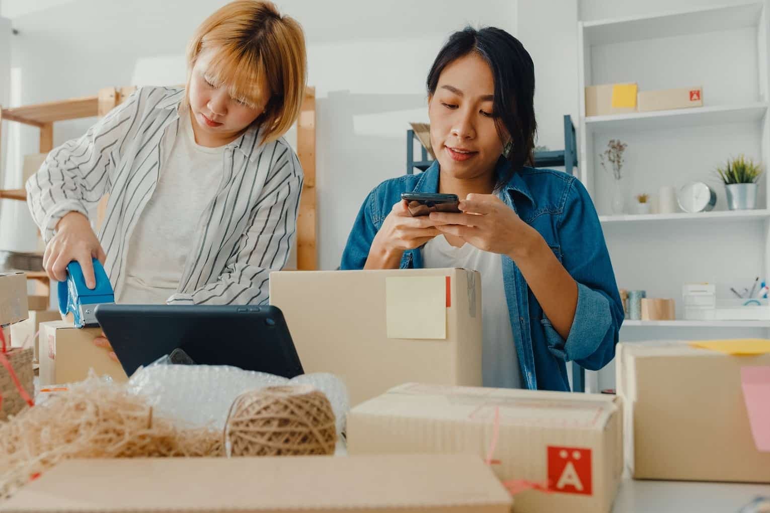 China’s E-Commerce Market Leads Globally for 12 Consecutive Years