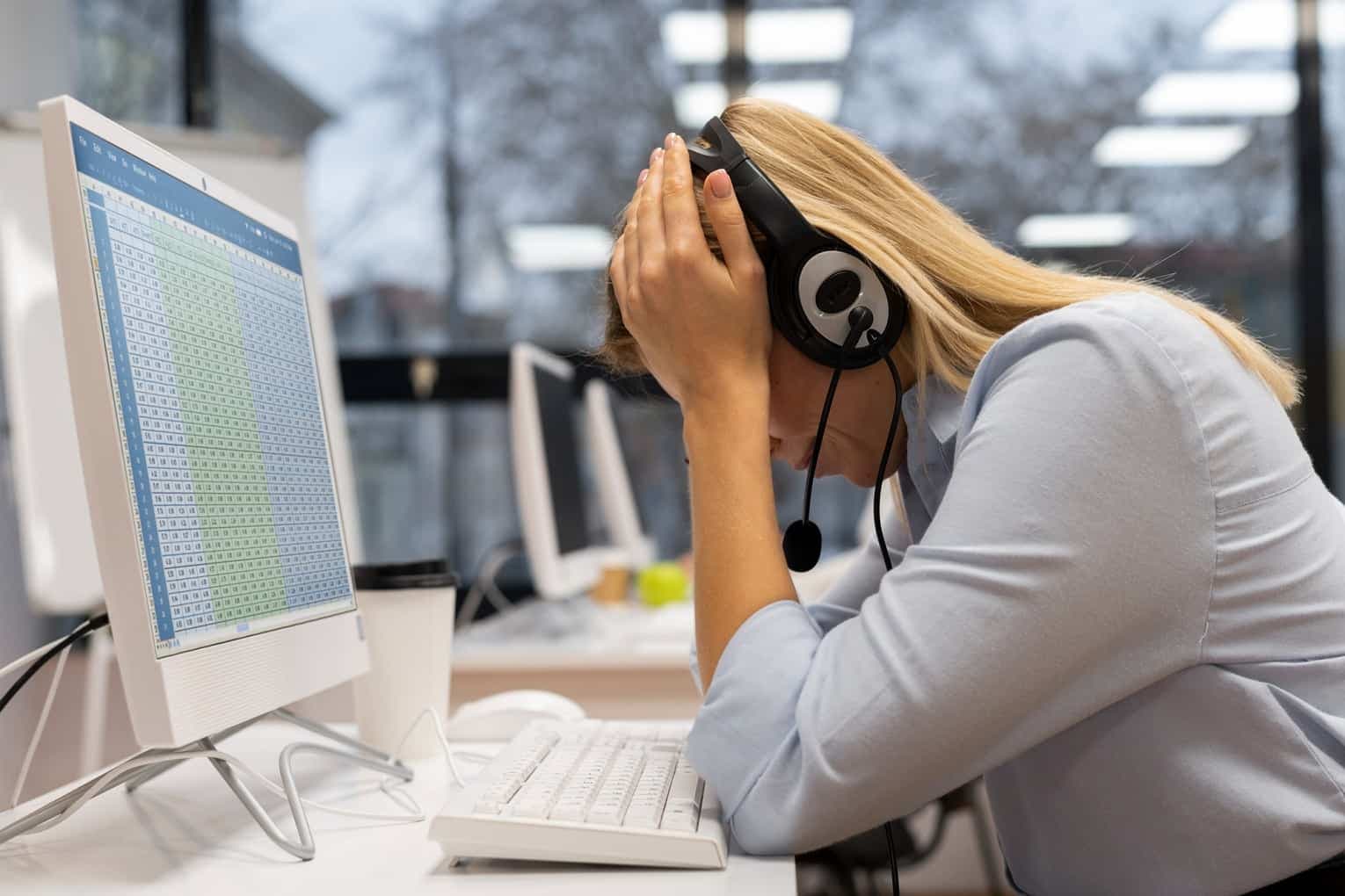 Otto to Close 480 Customer Service Positions