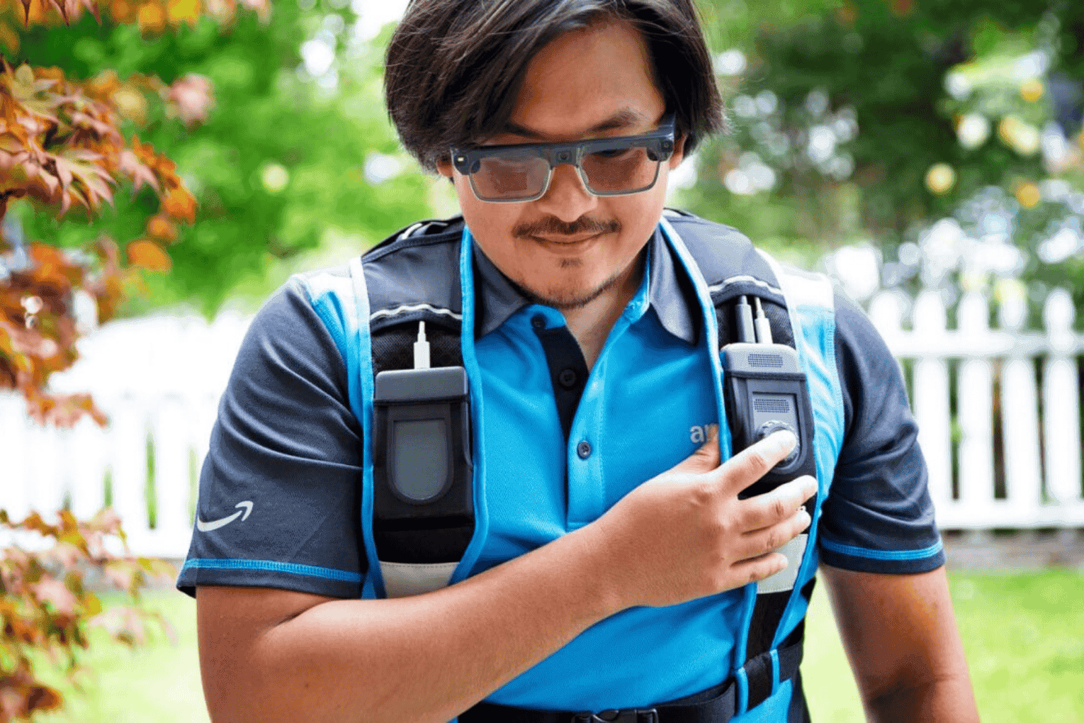 Amazon Develops Smart Glasses for Delivery Drivers