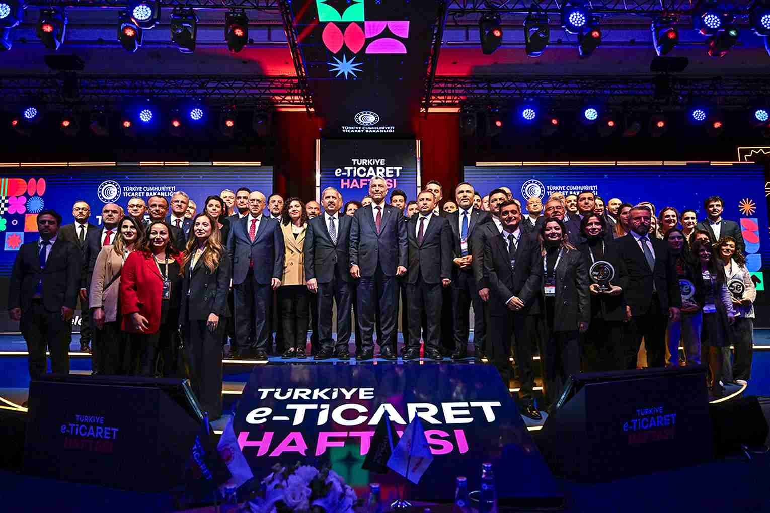 One Out Of Every Five Commercial Transactions İn Türkiye Comes From E-Commerce