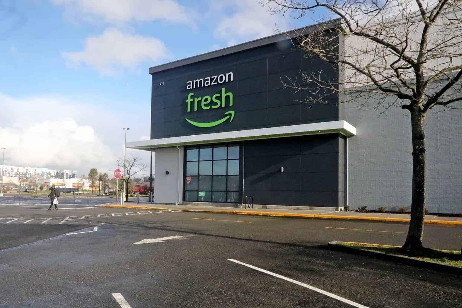 Amazon Decided to Close All Amazon Fresh and Go Stores!